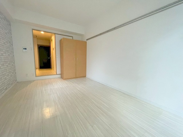 ジュネスドゥ新大阪の居間・リビング