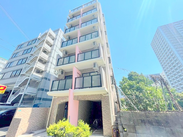 ジュネスドゥ新大阪の外観