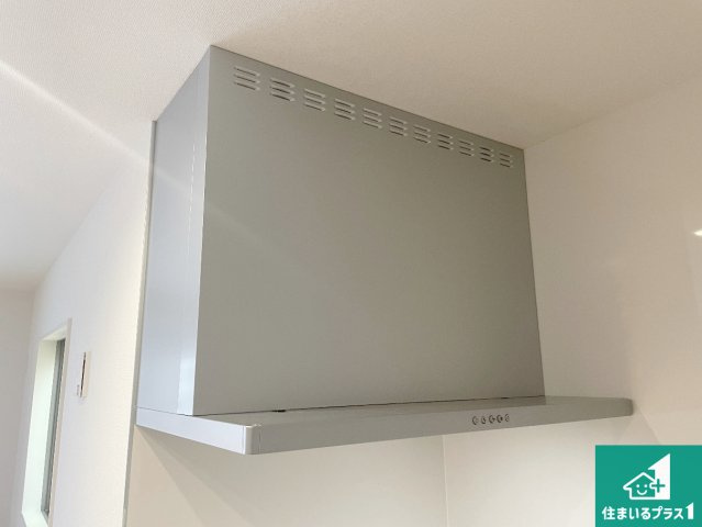 京都市山科区西野山中畑町　第1期　新築一戸建ての設備|汚れにくいスロットフィルタでお手入れラクラク！ＬＥＤ照明付き！