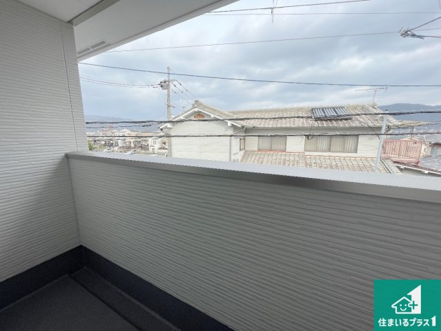 京都市山科区西野山中畑町　第1期　新築一戸建てのバルコニー|急な雨でも安心のインナーバルコニー！