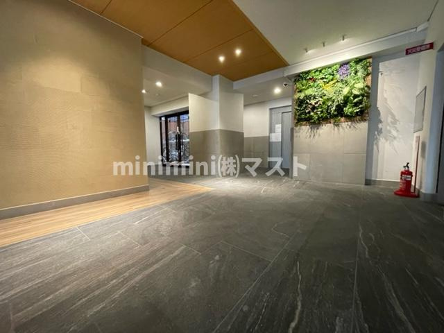 インプルーブ天満橋のロビー