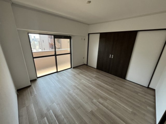 【洋室】 | シャンボール河原町 | 8帖洋室