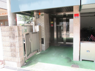 【エントランス】 | 新大阪ＫＩＤビル | エントランスです