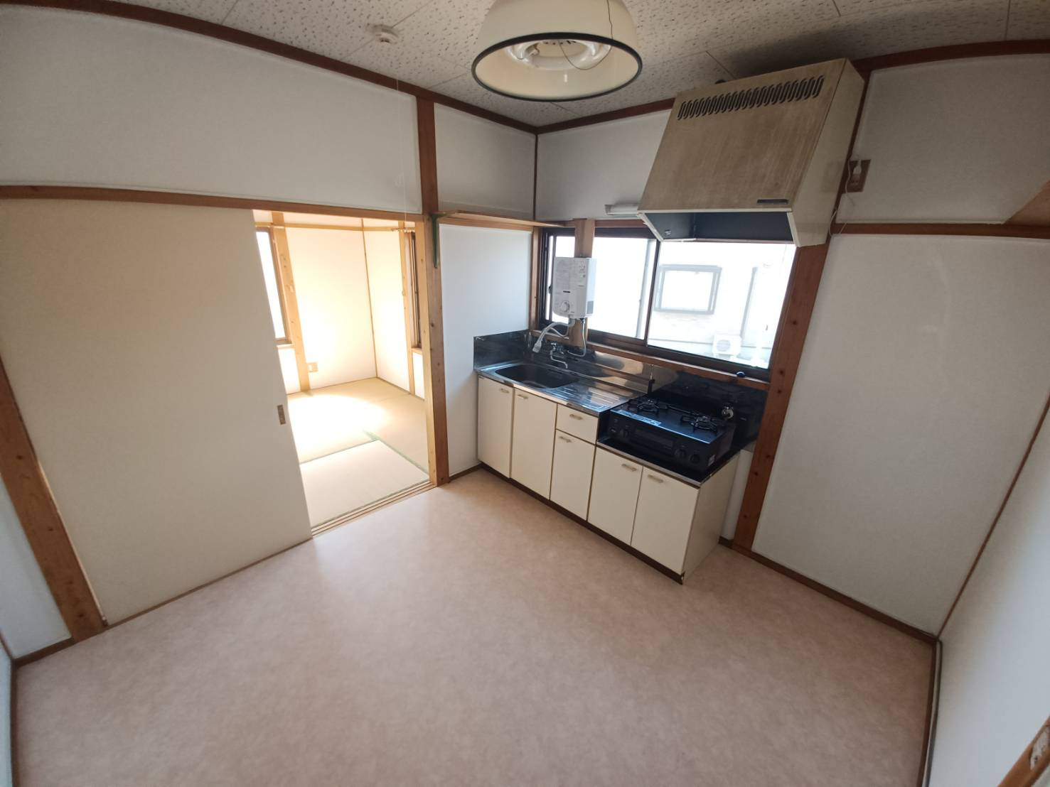 佐糠東2丁目戸建のキッチン