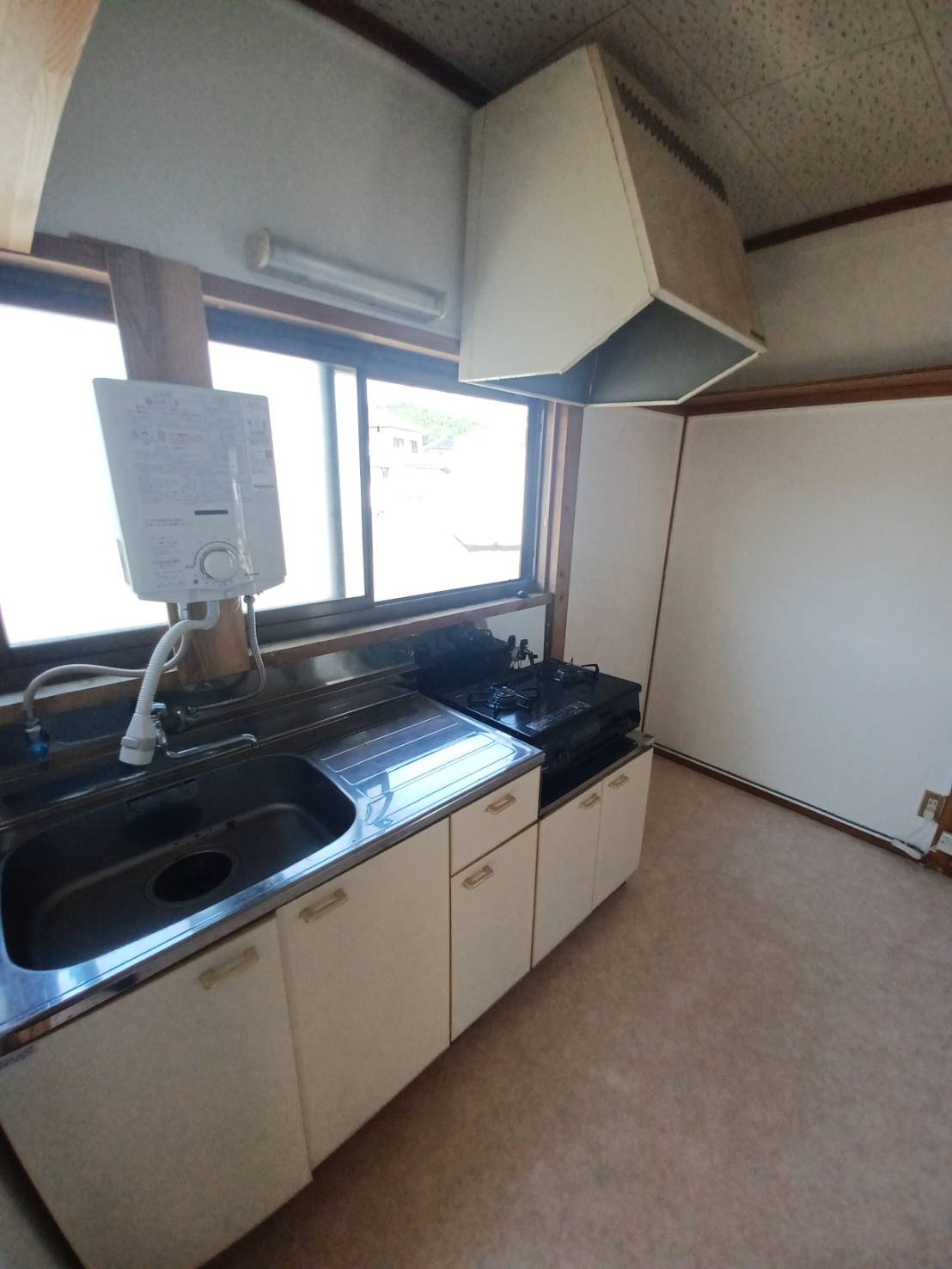 佐糠東2丁目戸建のキッチン