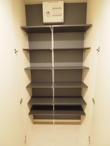 【収納】 | オカバ世田谷深沢ヘーベルメゾン | トールタイプのシューズボックス