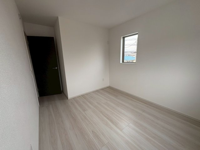 狭山市狭山台4丁目　新築分譲　西武新宿線『狭山市駅』徒歩27分　【狭山台小学区】の洋室