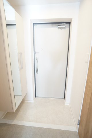 エクセル宝塚の玄関