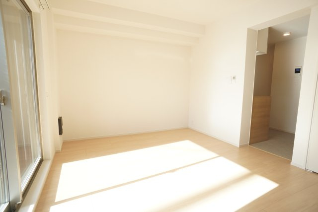 エクセル宝塚の居間・リビング