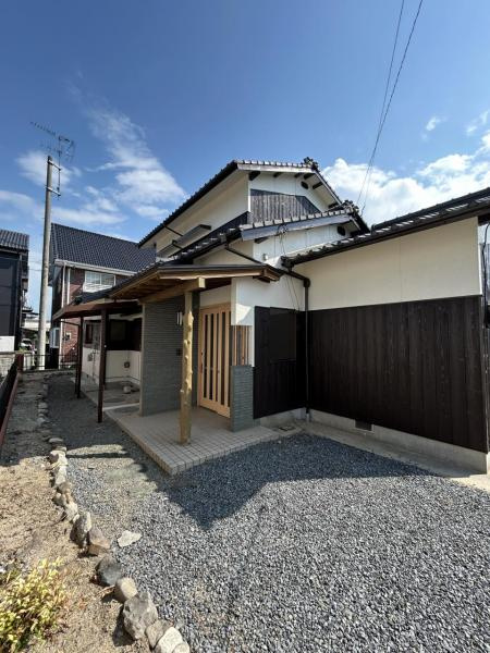 西条市北条664-4　中古住宅