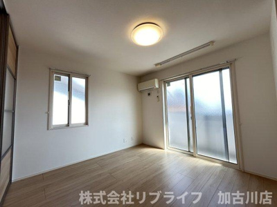 【居間・リビング】 | ベルフィオーレ平田 | 同物件206号室参照