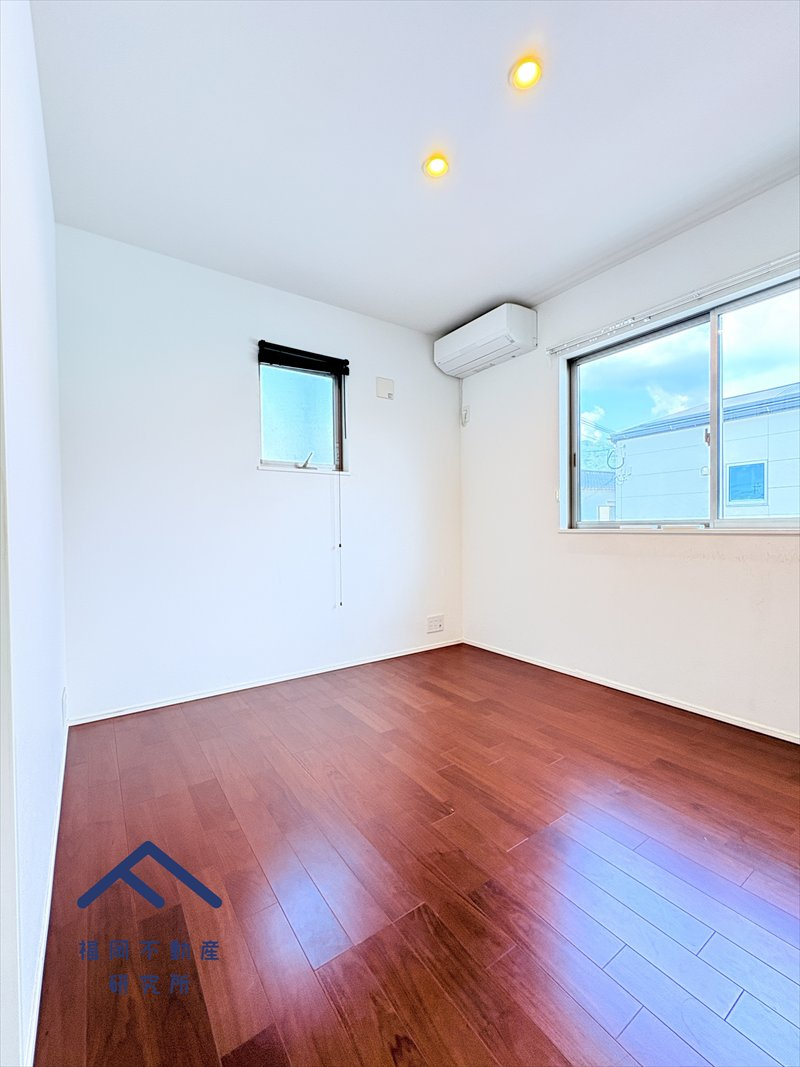 太宰府市五条１丁目　戸建ての洋室