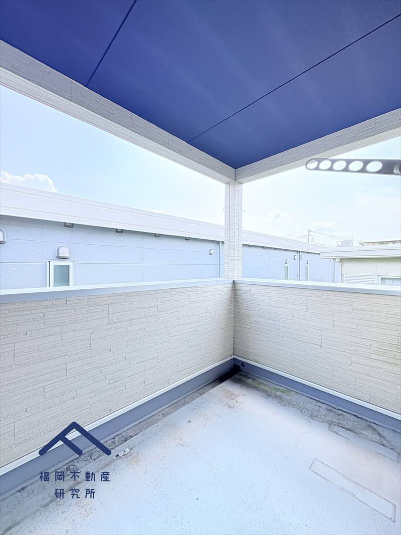 太宰府市五条１丁目　戸建てのバルコニー