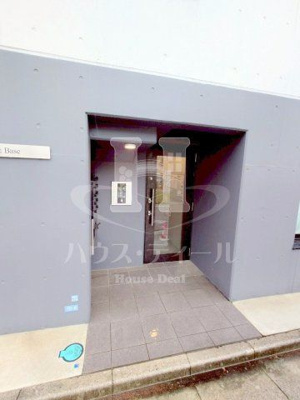 【エントランス】 | アンドベース | 落ち着いたエントランスです