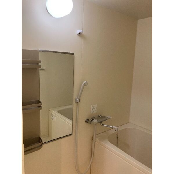 ア・ミュゼ新大阪の浴室