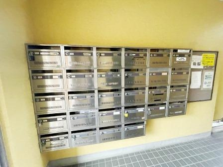 さいたま市大宮区天沼町１丁目の賃貸マンションのロビー|ゆとりのあるロビーです