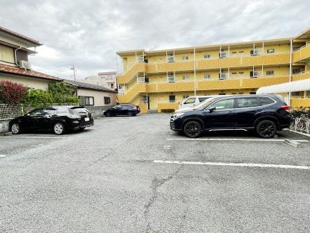 さいたま市大宮区天沼町１丁目の賃貸マンションの駐車場|駐車場完備です