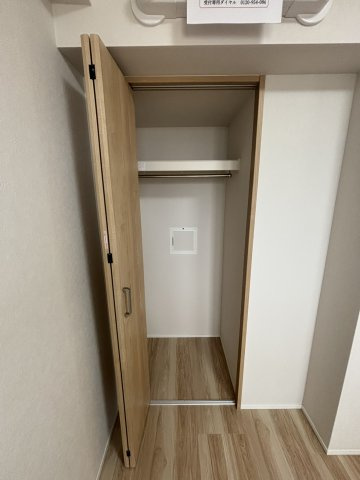 【玄関】パレスヒルズ石名坂 