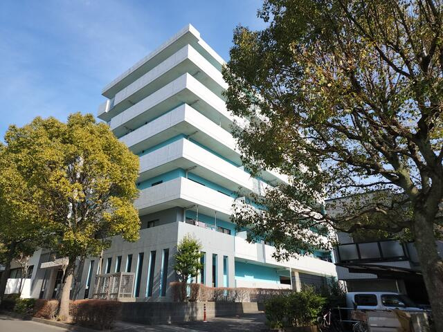 メゾンクラルテ仲町台の外観