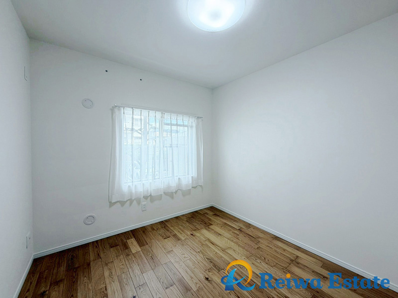 ライトタウン茅ヶ崎4号棟の洋室