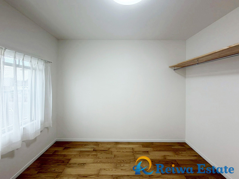 ライトタウン茅ヶ崎4号棟の洋室