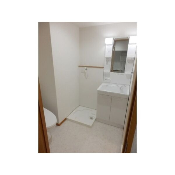 大阪市東成区中本２丁目の事務所の洗面所