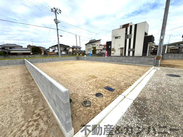 LAVIE居相2501B　新築分譲戸建　松山市居相5丁目の前面道路含む現地写真|前面道路含む現地写真です