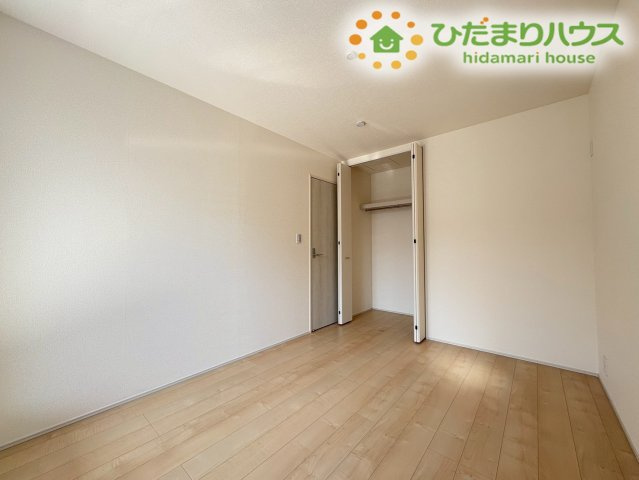 熊谷市宮本町第2　新築一戸建て　リーブルガーデン　02の子供部屋|全居室収納付きなので、収納に困ることなし！