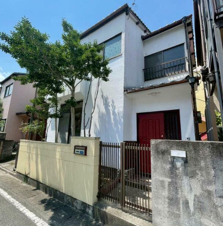 良町二丁目貸家