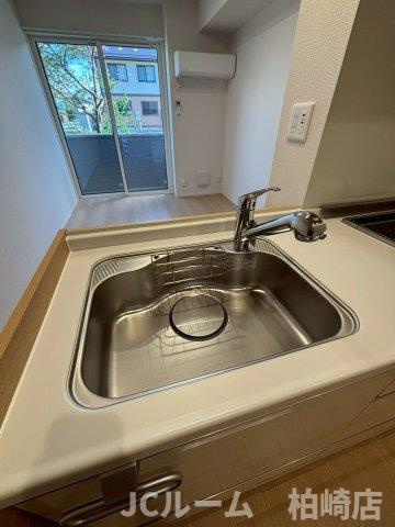 柏崎市三和町のアパートのキッチン