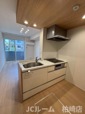 柏崎市三和町のアパートのキッチン