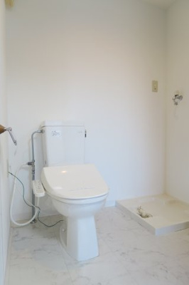 【トイレ】 | リエス千葉新宿 | ※同物件・同タイプの写真です。