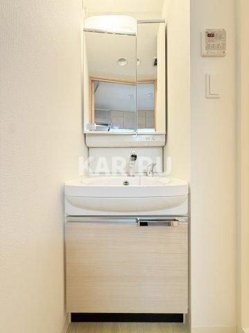 ララプレイス玉造オーブの洗面所