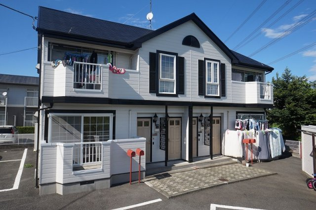 クレストールタカハシの外観