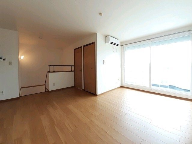 クレストールタカハシの居間・リビング