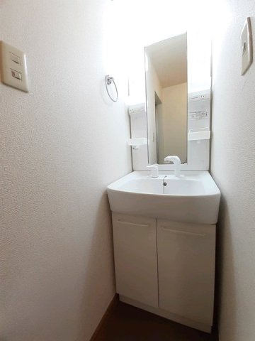 クレストールタカハシの洗面所