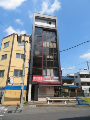 川口市芝５丁目のビル