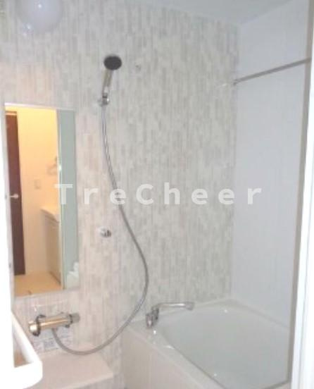 ブリッジ23(BRIDGE23)の浴室