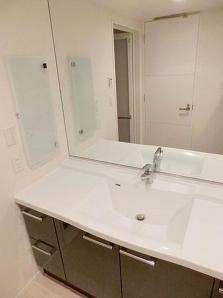 MFPR目黒タワーの独立洗面台