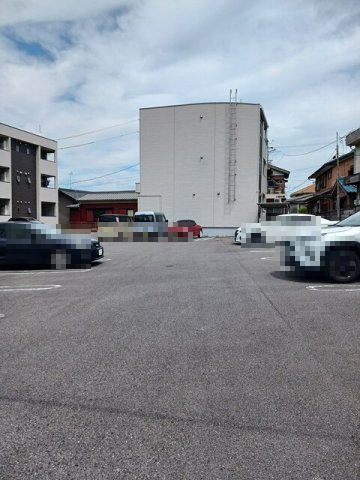 Ｔ・ＫレジデンスⅠの駐車場