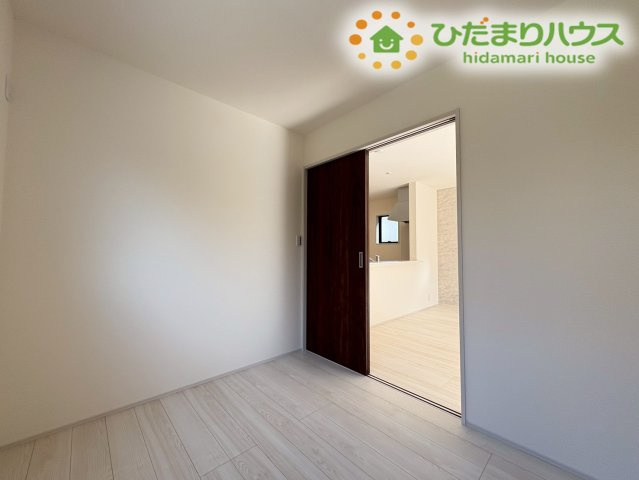 熊谷市宮本町第2　新築一戸建て　リーブルガーデン　01の洋室