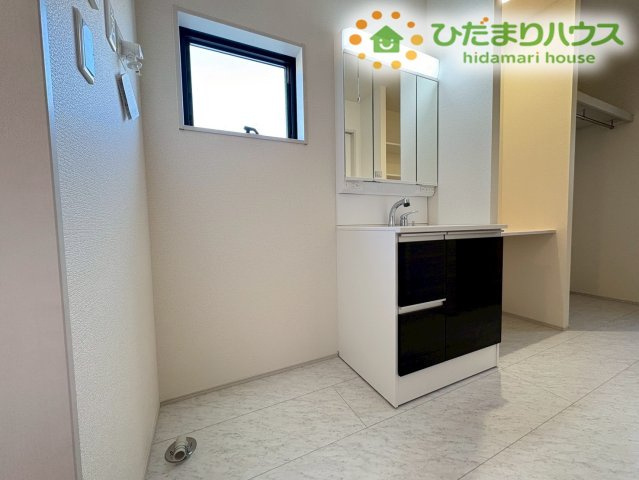 熊谷市宮本町第2　新築一戸建て　リーブルガーデン　01の寝室