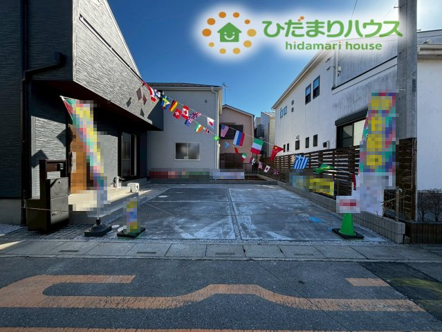 熊谷市宮本町第2　新築一戸建て　リーブルガーデン　01の駐車場