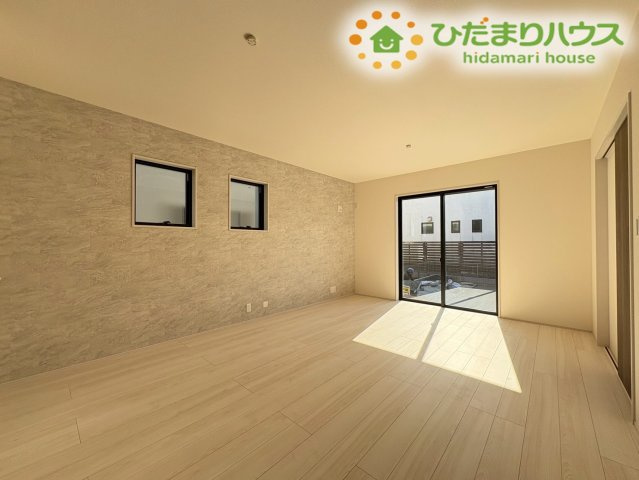 熊谷市宮本町第2　新築一戸建て　リーブルガーデン　01の玄関