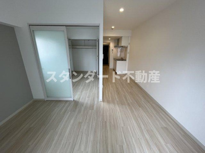 【居間・リビング】 | エクレレメディコ天六