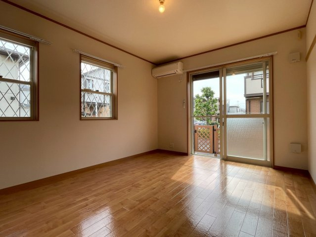 スカイピーク弐番館の居間・リビング|★リビング★別号室参考資料★