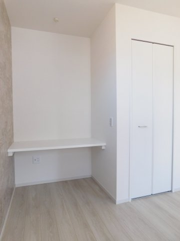 名古屋市北区柳原１丁目の新築一戸建のその他|◇スタディーカウンター◇　　お子様の勉強や作業スペースなど多用途に利用できます！
