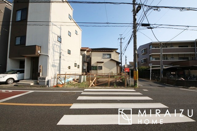 【外観】 | 人生100年時代、永く安心してお住まいいただくために、大切なご家族と財産を守ることのできる地震に強い安心な住宅！お休みの日にご家族で見学はいかがでしょう♪
