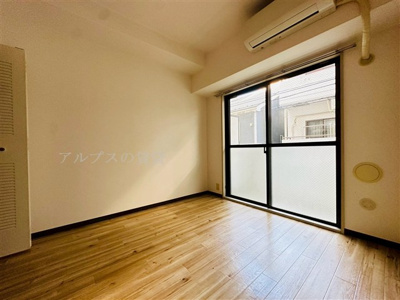 【居間・リビング】 | ライオンズマンション横浜大通り公園第三