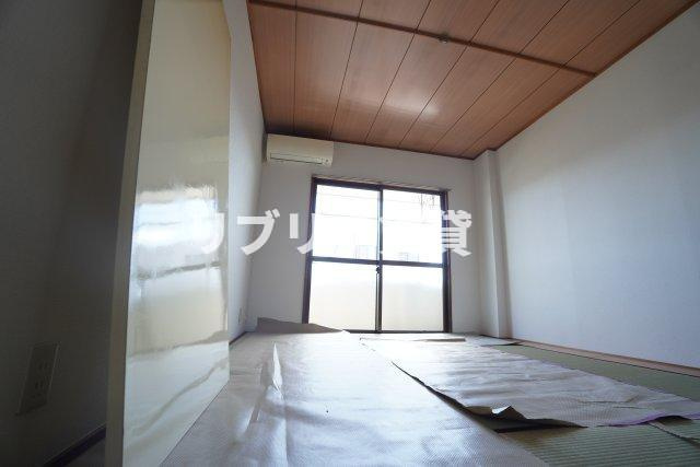 伊藤第三コーポの和室